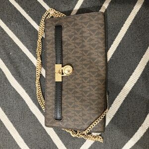 MICHAEL KORS hamilton Clutch